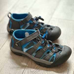 Kids Keen Sandals - Blue and Gray